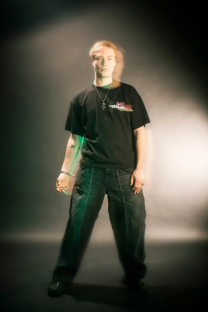 Low E, press photo
